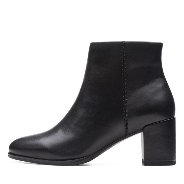 Clarks Freva55 Zip Leather Ankle Boot, Block Heel - Black